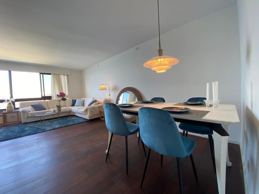 100 M2 Penthouse On The Beach. Patalavaca Esterno foto